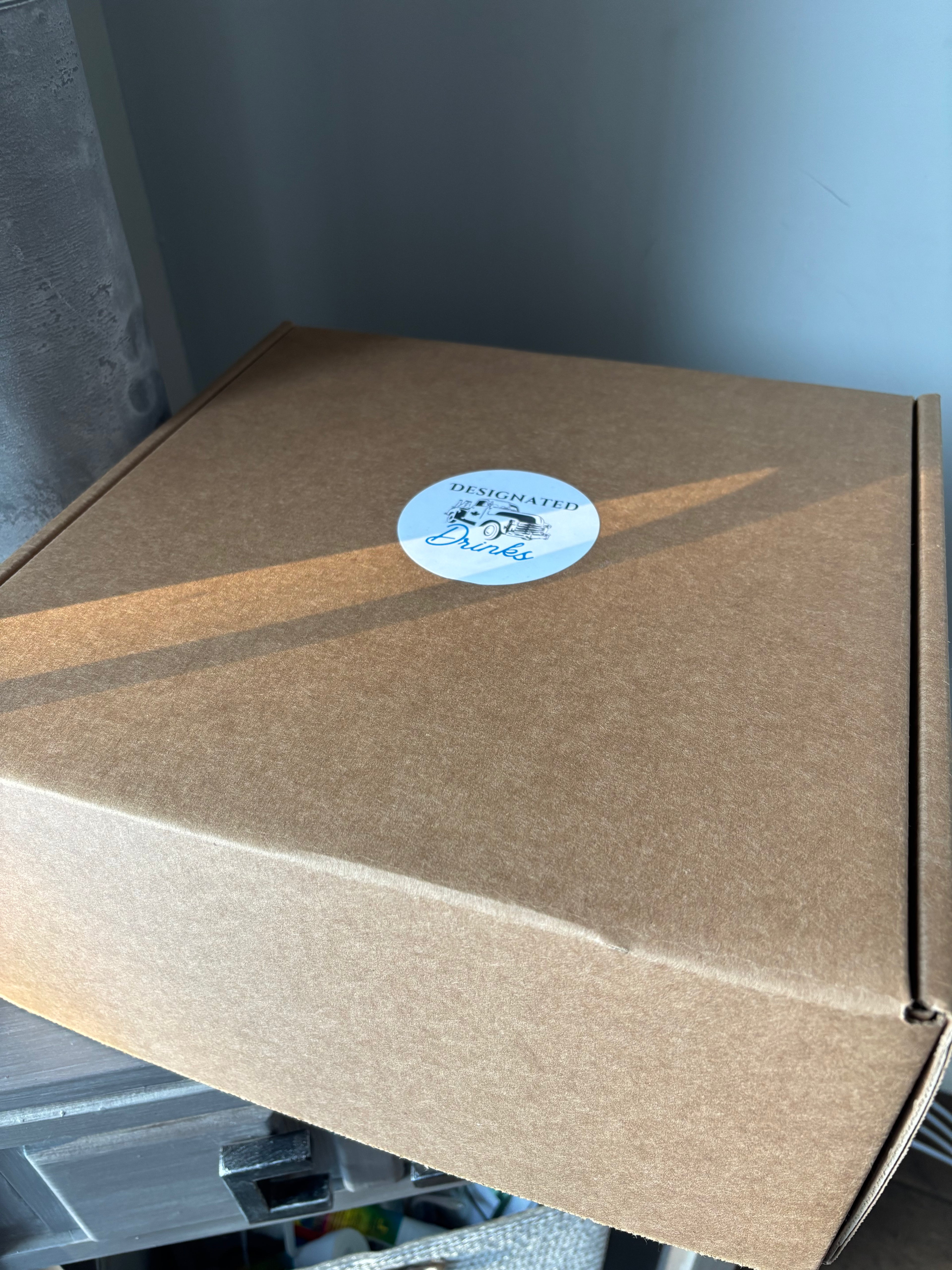 Designated Discovery non-alcoholic sampler box – product photo 3